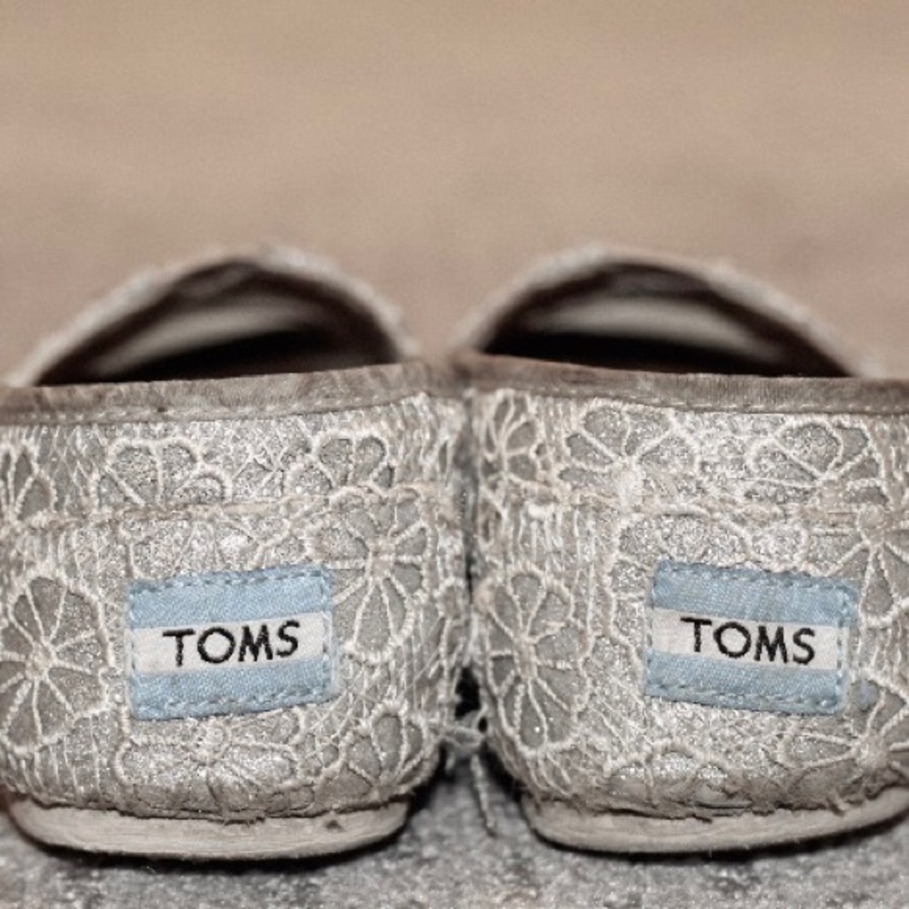 Metallic Crotchet TOMS